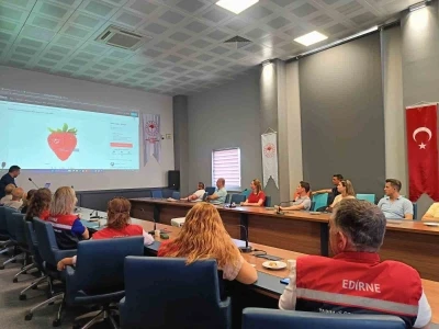 Edirneli sera &uuml;reticileri dijital pazara hazırlanıyor
