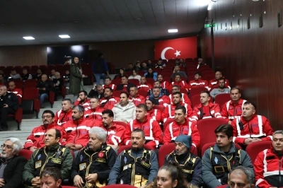 Edremit Belediyesi&rsquo;nden "Temel Afet Bilin&ccedil;lendirme Eğitimi"
