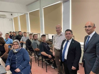 Edremit Meslek Yüksekokulu’nda &quot;Efe Berk Sakin Bilgisayar Laboratuvarı&quot; açıldı
