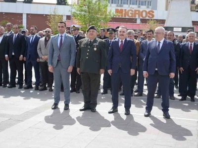 Edremit&rsquo;te Ata&rsquo;ya vefa
