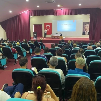 Edremit&rsquo;te okul m&uuml;d&uuml;rleri ve rehber &ouml;ğretmenlere siber g&uuml;venlik eğitimi verildi
