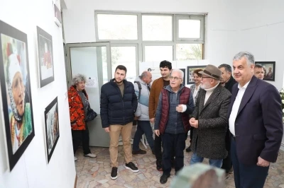 Edremit&rsquo;te "Kazdağı Eteklerinde" fotoğraf sergisi a&ccedil;ıldı
