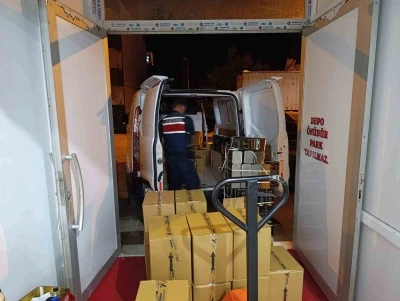 Edremit’te taklit ve tağşiş 15 bin 365 litre zeytinyağı ele geçirildi
