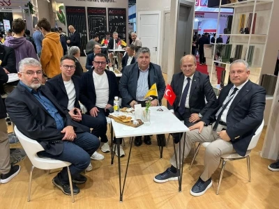 Edremit Ticaret Odası İstanbul’daki Avrasya Pencere, Kapı ve Cam Fuarlarına katıldı
