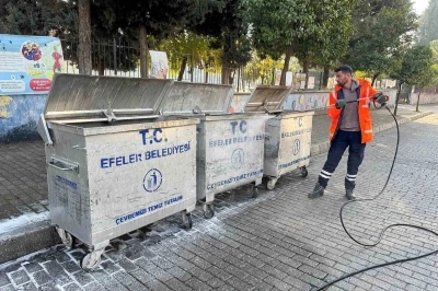 Efeler Belediyesi&rsquo;nden bayram temizliği
