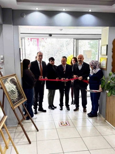 Efeler&rsquo;de Kutlu Doğum Haftası sergisi a&ccedil;ıldı
