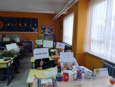 Efeler&rsquo;de okullarda sevgi ve saygı dili g&uuml;&ccedil;lendi
