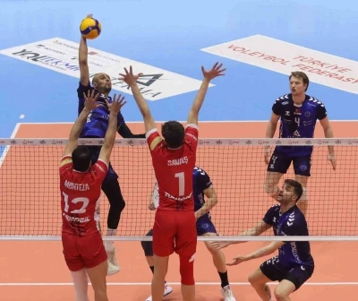 Efeler Ligi: Altekma: 0 - İstanbul Gen&ccedil;lik: 3
