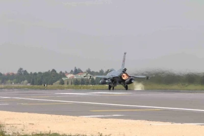 Efes 2026 i&ccedil;in F-16&rsquo;lar Eskişehir&rsquo;den b&ouml;yle havalandı
