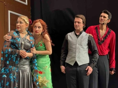 Efsane müzikal ’Hisseli Harikalar Kumpanyası’na İzmir’de yoğun ilgi
