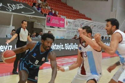 Ege Cup 2025: Türk Telekom: 79 - Trabzonspor: 75
