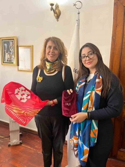 Ege &Uuml;niversitesi Mezunu Elif Kaymaz&rsquo;dan &ouml;nemli  başarı
