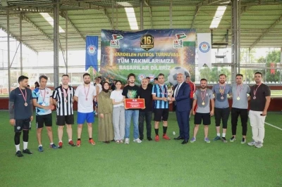 Eğitim-Bir-Sen Adana tarafından d&uuml;zenlenen 16. Kardelen Futbol Turnuvası tamamlandı
