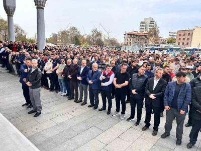 Eğitim Bir-Sen&rsquo;den okul saldırılarında hayatını kaybedenler i&ccedil;in gıyabi cenaze namazı
