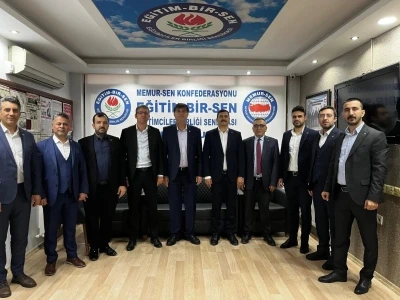 Eğitim-Bir-Sen Yunusemre’de bayrak değişimi
