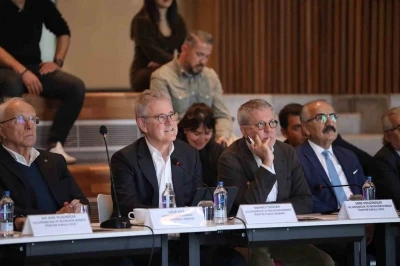 Eğitimciler "Dijital Deneyim Merkezi" i&ccedil;in buluştu
