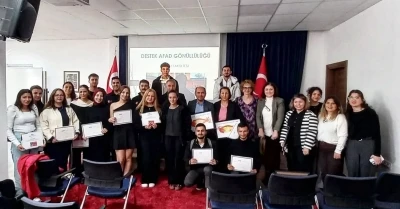 Eğitimleri tamamladılar, AFAD g&ouml;n&uuml;ll&uuml;s&uuml; oldular
