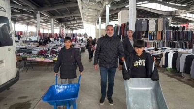 El arabasından eğlence merkezine: &Ccedil;ocuklara bayram hediyesi