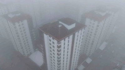 Elazığ’da 200 metreden şehir sis içinde kayboldu
