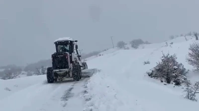 Elazığ&rsquo;da 407 k&ouml;y yolunda &ccedil;alışmalar s&uuml;r&uuml;yor
