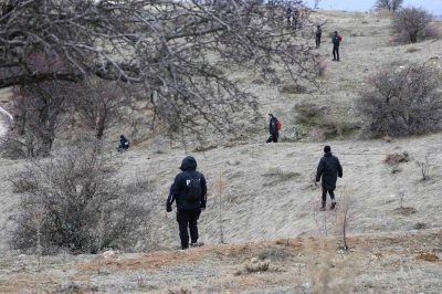 Elazığ&rsquo;da 5 g&uuml;nd&uuml;r kayıp olan yaşlı adam i&ccedil;in 100 kişilik ekip sahada
