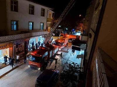 Elazığ&rsquo;da baca yangını
