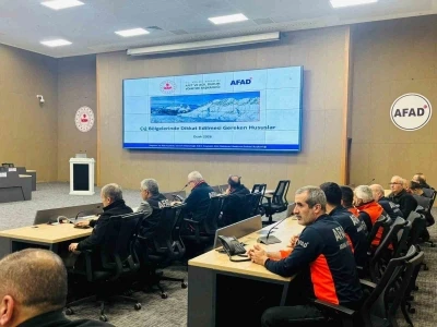 Elazığ&rsquo;da &ccedil;ığ riskine y&ouml;nelik değerlendirme toplantısı
