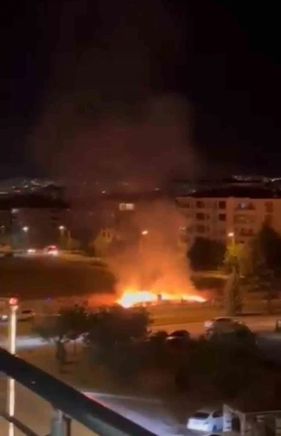 Elazığ’da çıkan yangın söndürüldü
