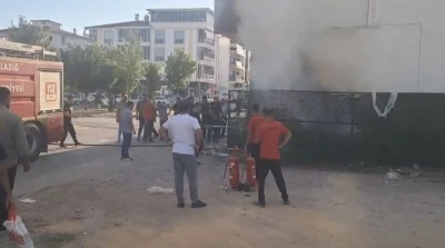 Elazığ’da depo yangını
