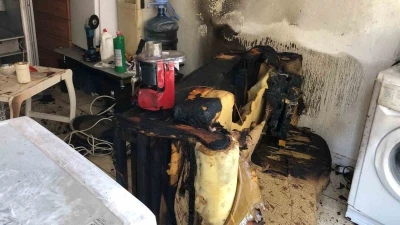 Elazığ&rsquo;da depo yangını ekiplerce s&ouml;nd&uuml;r&uuml;ld&uuml;
