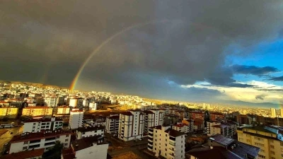 Elazığ’da gökkuşağı şöleni
