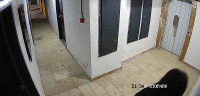 Elazığ&rsquo;da g&uuml;venlik kameralarına zarar veren şahıs kameraya yakalandı
