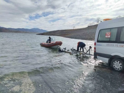 Elazığ&rsquo;da kayıp yaşlı adam baraj g&ouml;l&uuml;nde &ouml;l&uuml; bulundu
