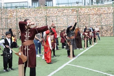 Elazığ&rsquo;da okul sporlarında b&uuml;y&uuml;k heyecan
