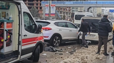 Elazığ&rsquo;da otomobil ile taksi &ccedil;arpıştı: 1 yaralı
