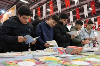 Elazığ’da &quot;6. Kitap Fuarı&quot; kapılarını açtı
