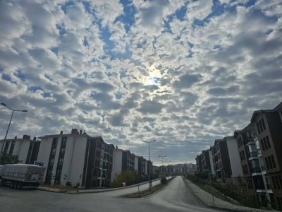 Elazığ’da sirrokümülüs bulutları görsel şölen sundu
