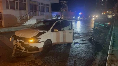 Elazığ&rsquo;da zincirleme trafik kazası: 3 yaralı
