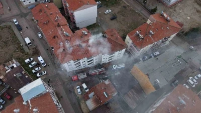 Elazığ&rsquo;daki korkutan yangın kontrol altına alındı
