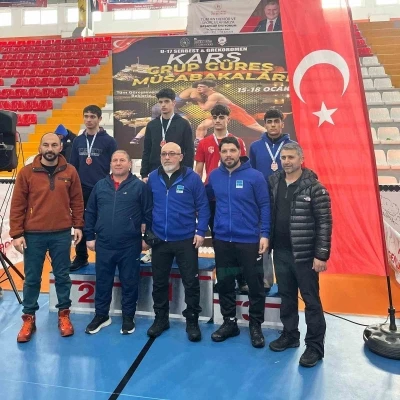 Elazığ&rsquo;ın pehlivanları T&uuml;rkiye şampiyonası yolunda
