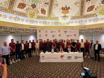 Elazığspor&rsquo;da imza t&ouml;reni d&uuml;zenlendi
