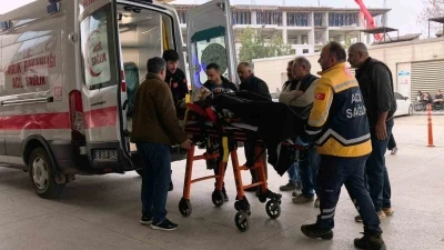 Elektrik akımına kapılan iş&ccedil;i 2&rsquo;nci kattan d&uuml;şt&uuml;
