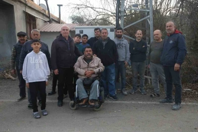 Elektrik tellerinin bomba gibi patladığı anlar vatandaşları tedirgin etti
