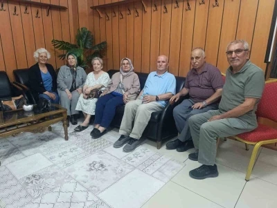 Emekli &ouml;ğretmenler &ouml;ğrencileriyle buluştu
