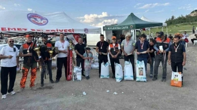 Emet&rsquo;te Geleneksel Atış Şenliği yoğun katılımla ger&ccedil;ekleştirildi
