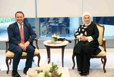 Emine Erdoğan, Kosova Cumhurbaşkanı’nın eşi Sadriu ile görüştü
