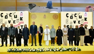 Emine Erdoğan: "Ailelerimiz, mutlaka &ccedil;ocuklarını T&uuml;rk edebiyatına teşvik etmeli"
