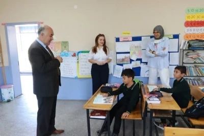 Emirdağ İlçe Milli Eğitim Müdürü, köy okullarını ziyaret etti
