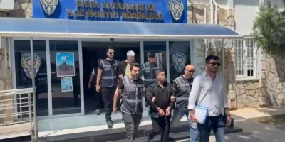Emniyet ekipleri sahte istihbarat&ccedil;ıları &ccedil;&ouml;kertti
