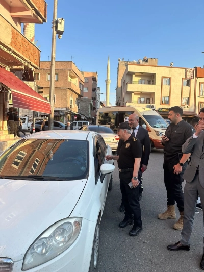 Emniyet M&uuml;d&uuml;r&uuml; &Ouml;zdemir trafik denetimimi yaptı